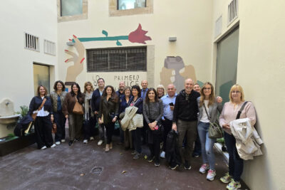 La Cambra apropa als comerciants de Manresa les noves tendències del retail amb una visita a vuit establiments de Barcelona