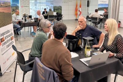 La Cambra de Manresa organitza una missió amb compradors europeus per donar a conèixer els vins de la DO Pla de Bages